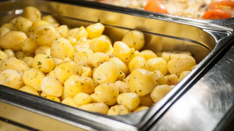 Gnocchi in Edelstahlbehälter