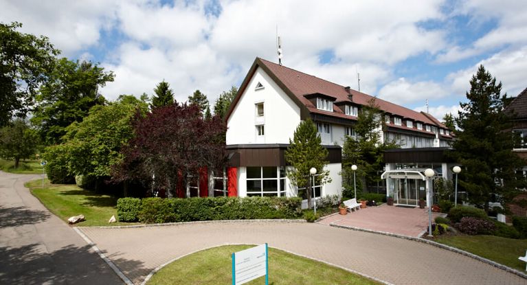 Außenansicht der Klinik am Vogelsang