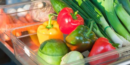 frisches Gemüse: Lauch, Möhren, Paprika