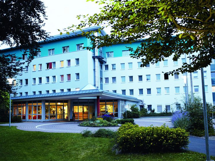 Außenaufnahme MEDICLIN Klinik am Rennsteig